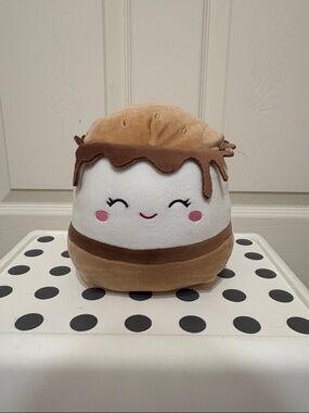 Smores Dessert Squishmallow- Brown & White